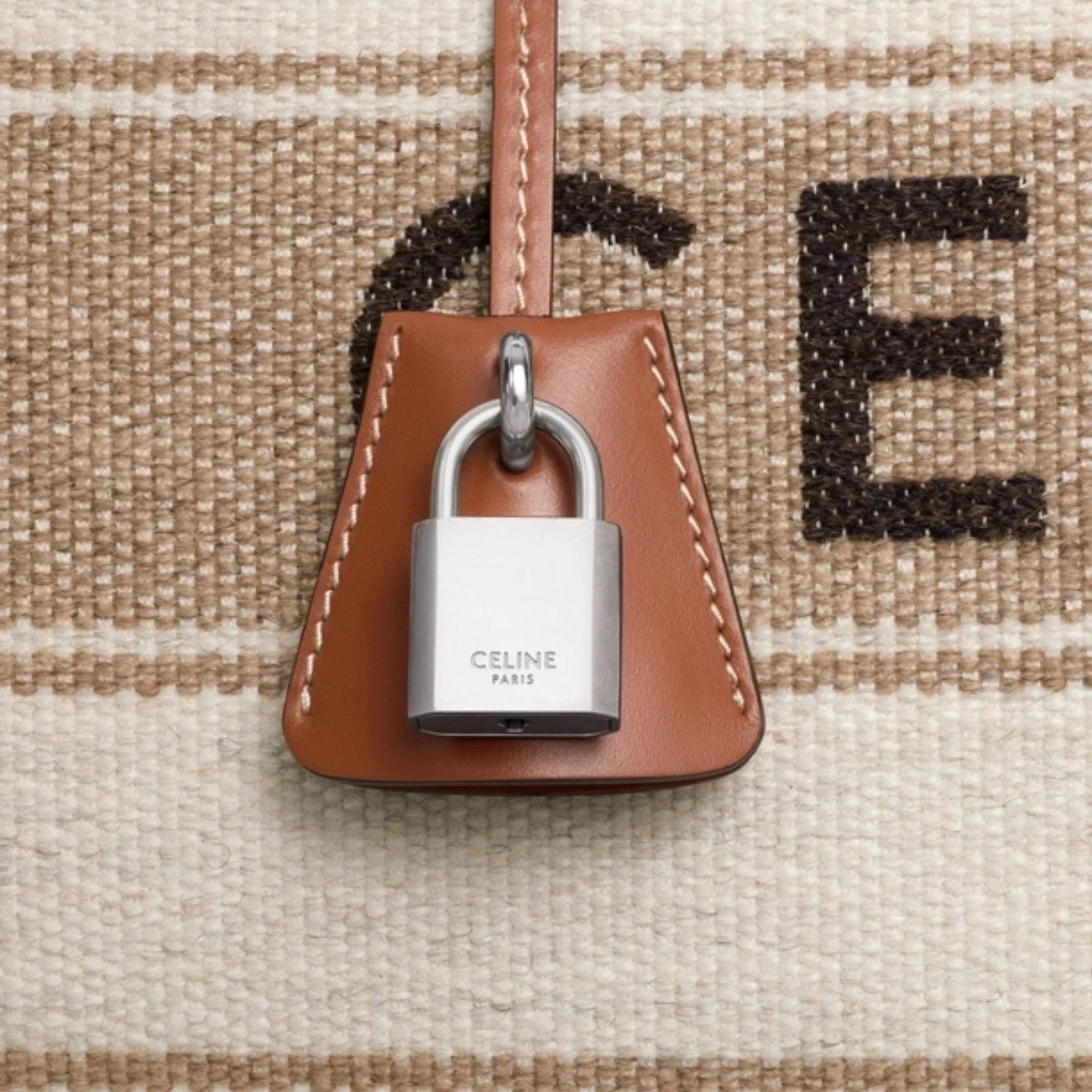 Large Voyage - Beige - Image 4