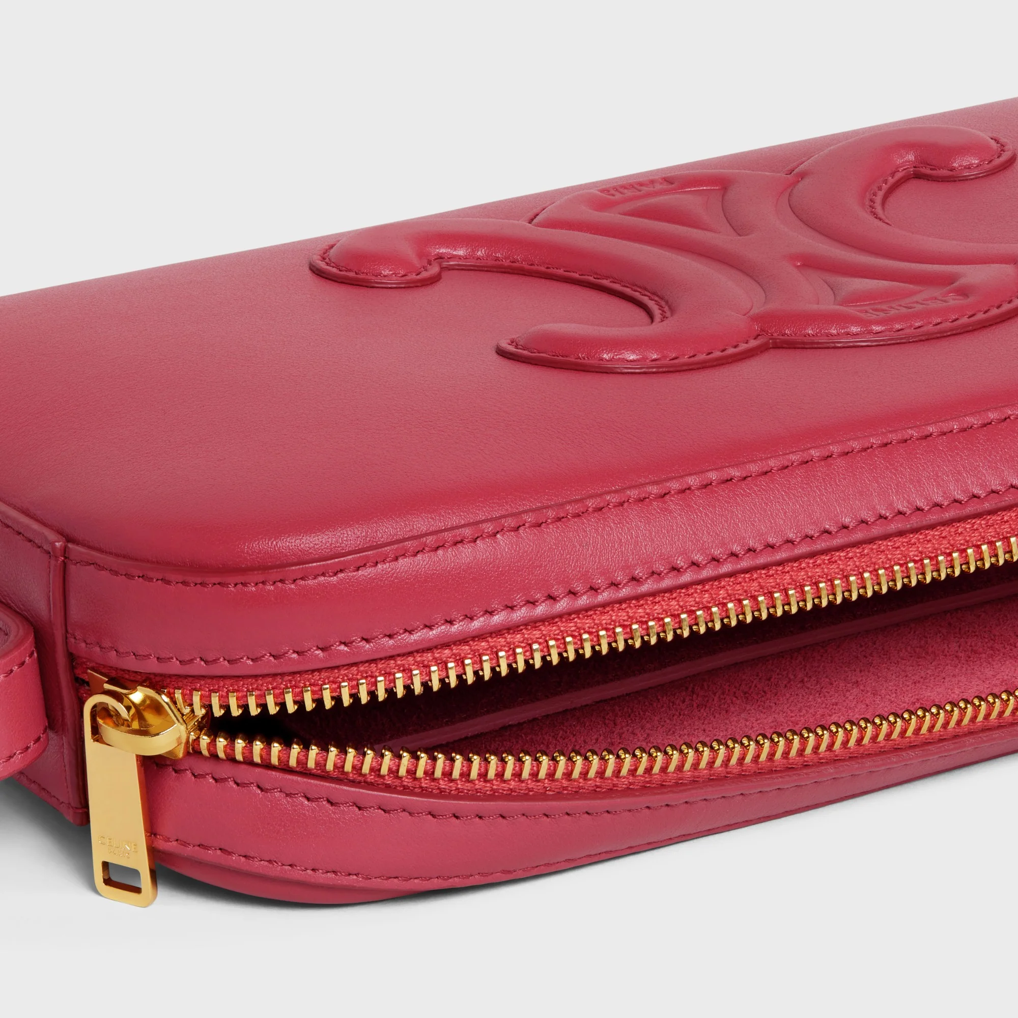 Cuir Triomphe Camera Shoulder Bag - Lipstick - Image 6