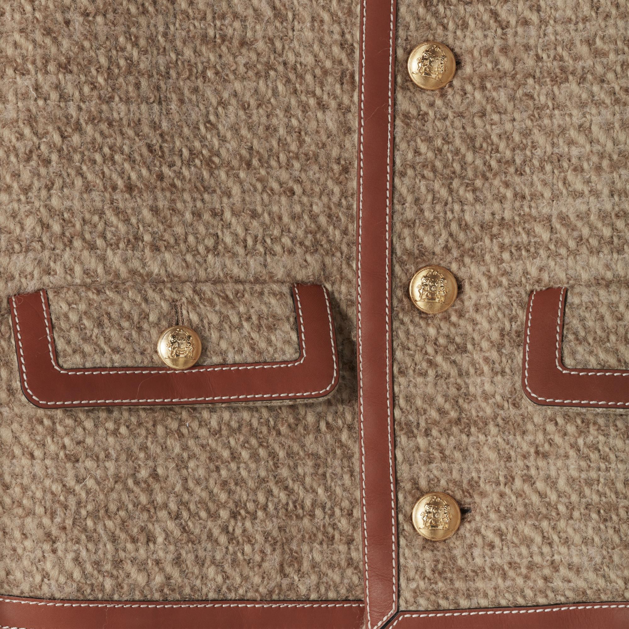 Hunter Jacket Leather Details - Natural - Image 4