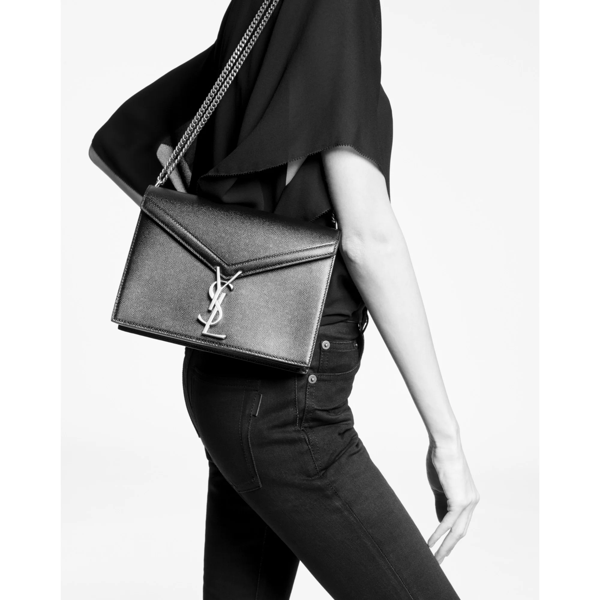 Medium Cassandra Chain Bag - Warm Beige - Image 7