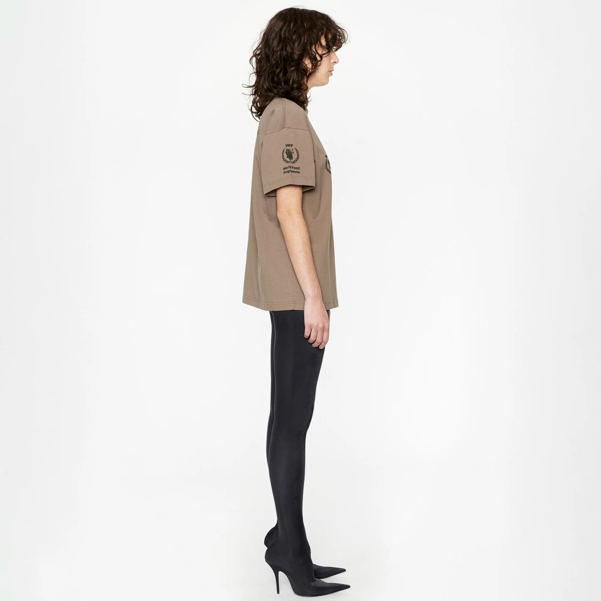 Medium Fit T-Shirt - Taupe/Black - Image 3