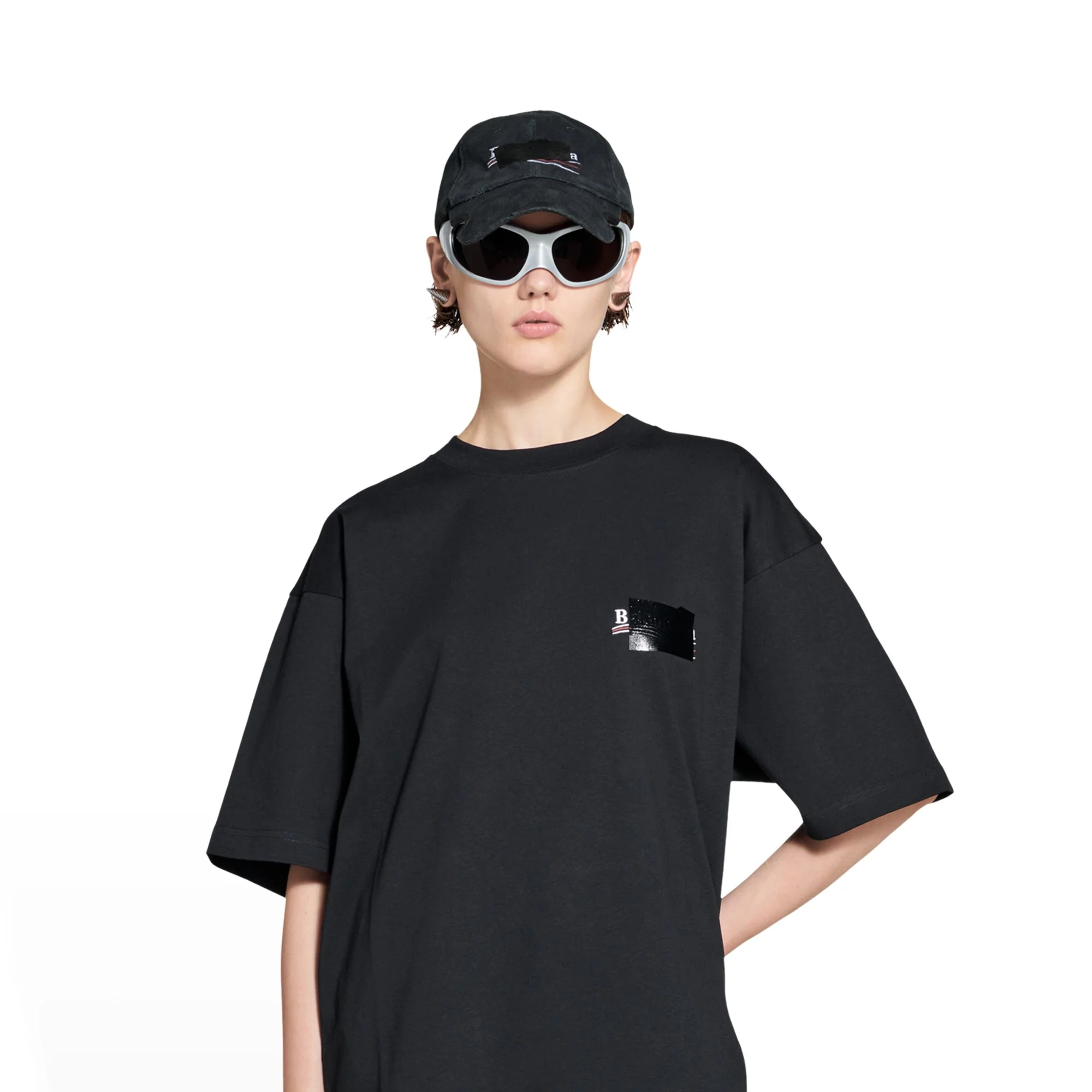 Large Fit T-Shirt - Black/White/Red - Image 3