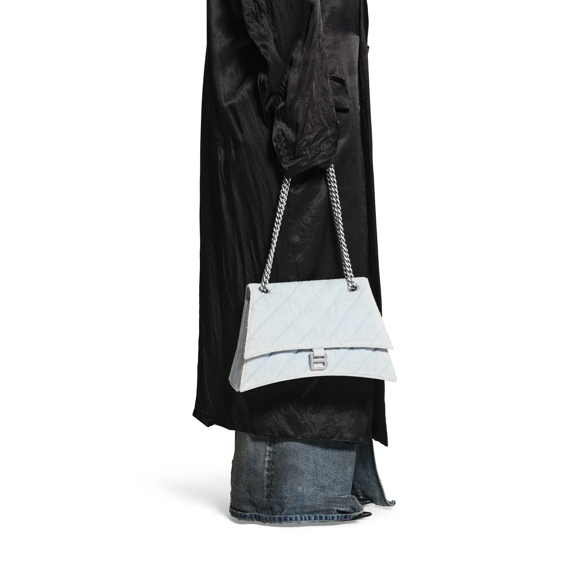 Crush Chain Bag M - Pale Blue - Image 2