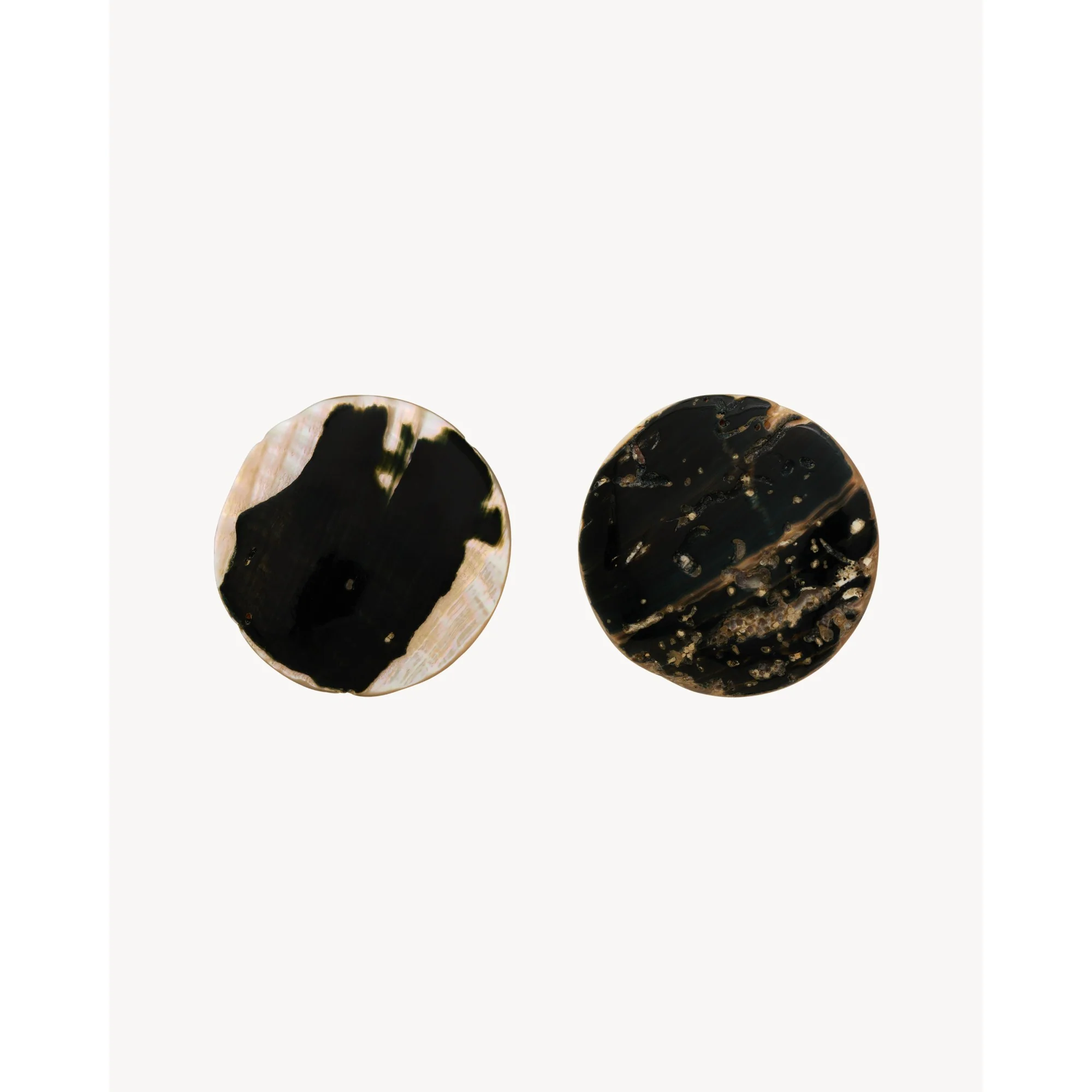 Shell Disk Earrings - Palladium/Noir/Nacre