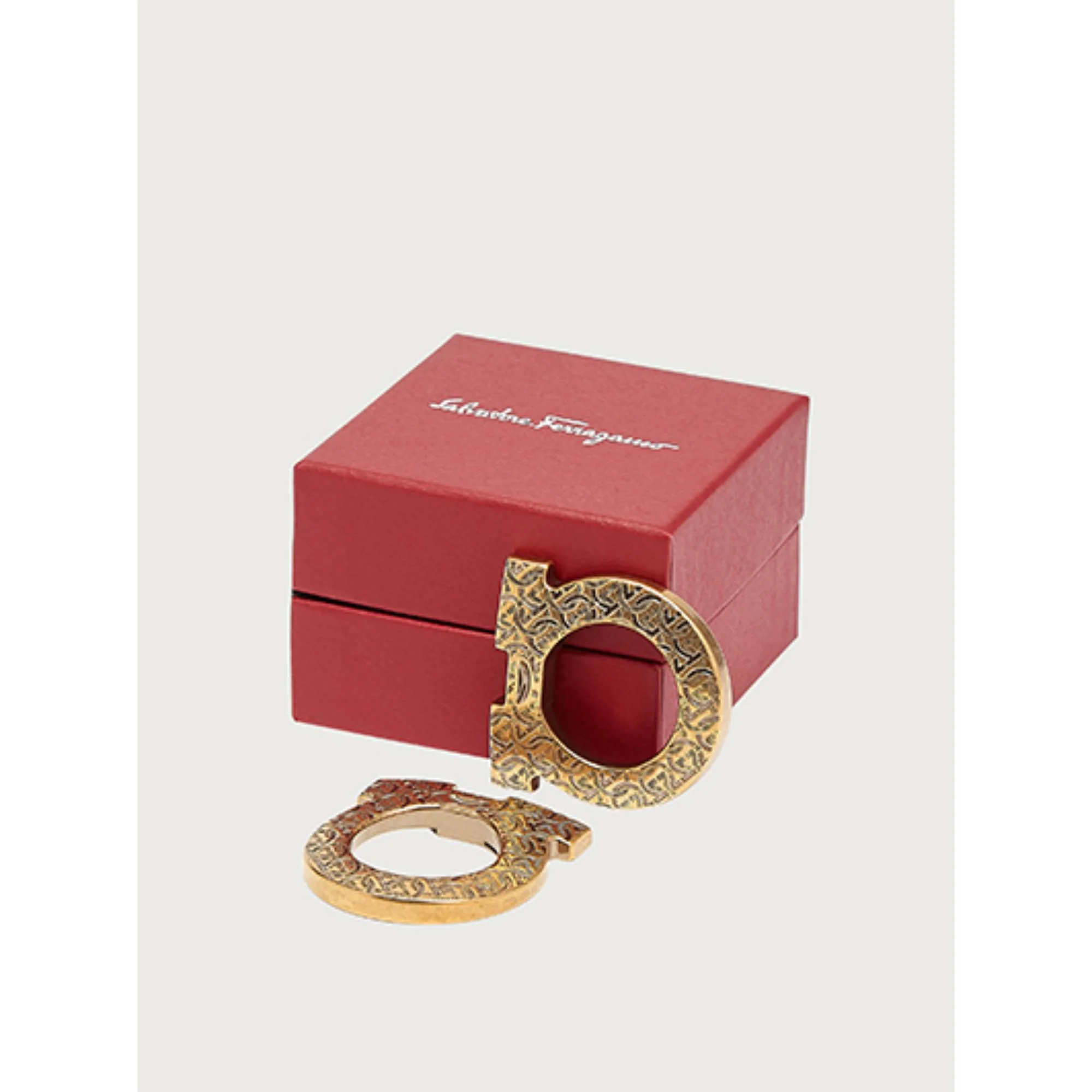 Interchangeable Gancini Switch Buckle - Antique Gold - Image 2