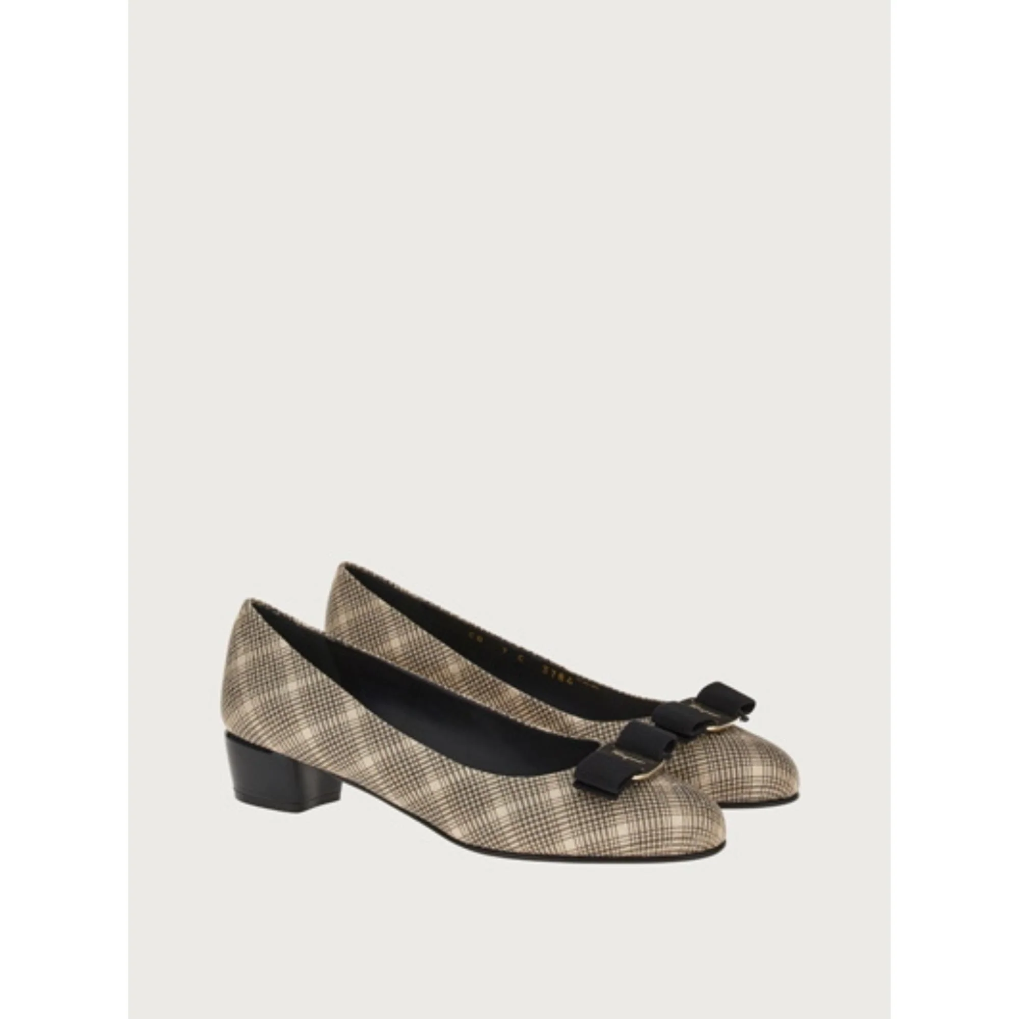 Vara Bow Pumps Shoe - Platinum/Black - Image 3