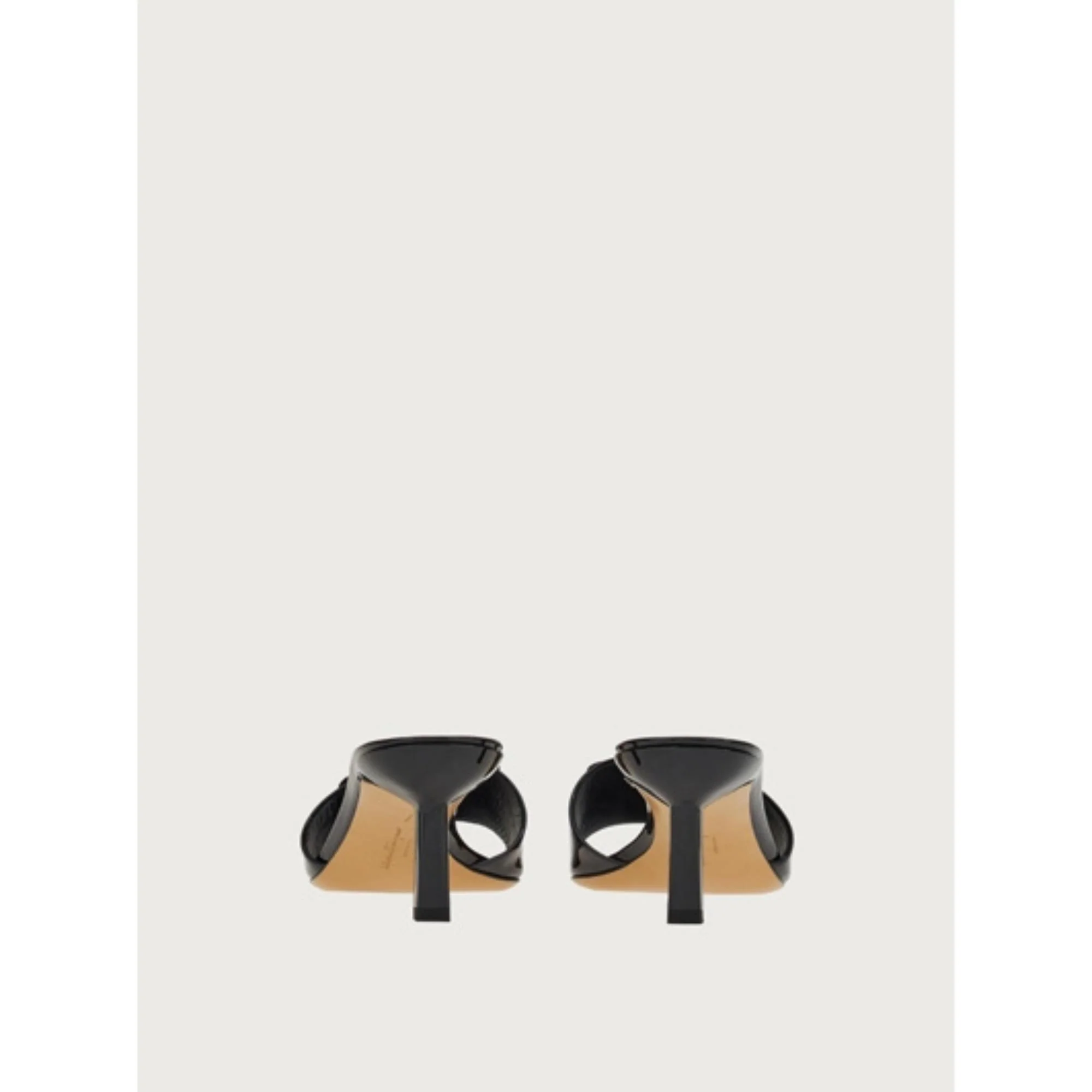 Vara Bow Slide - Black - Image 4