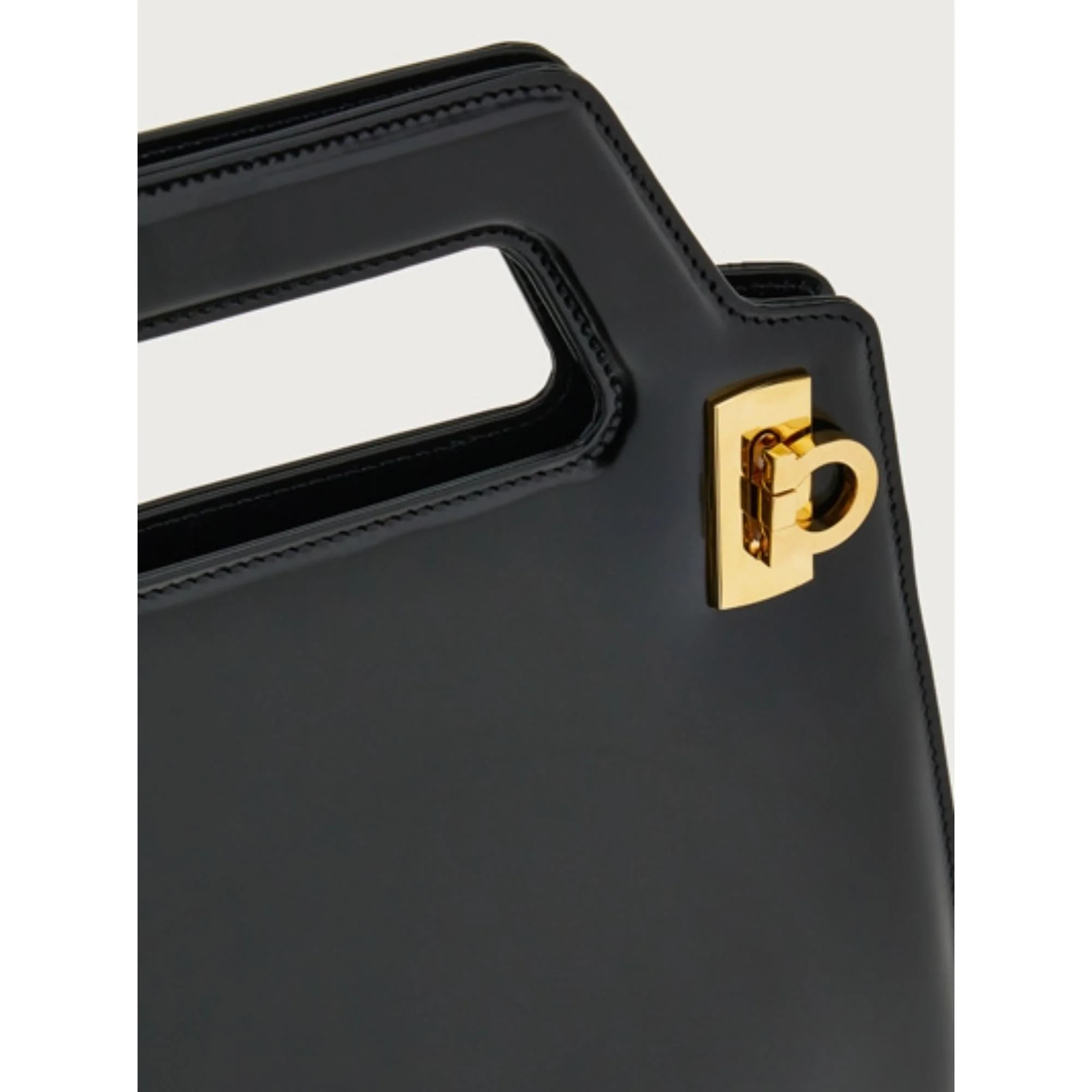 Wanda North-South Top Handle - Black - Image 5