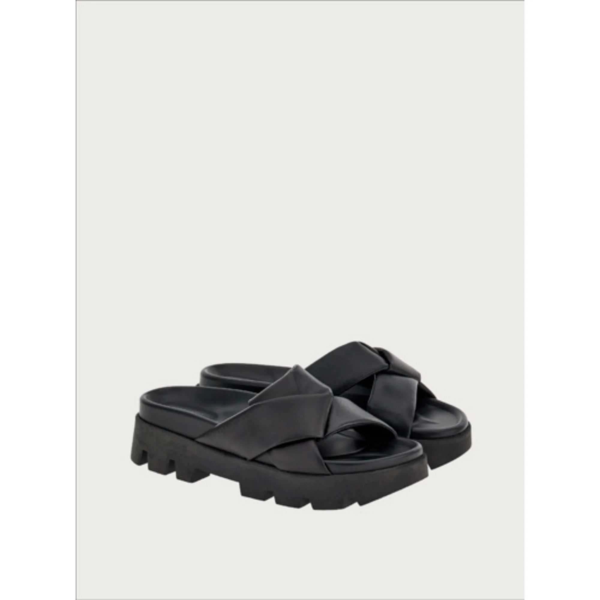Sporty Slider with Origami Knot - Black - Image 4