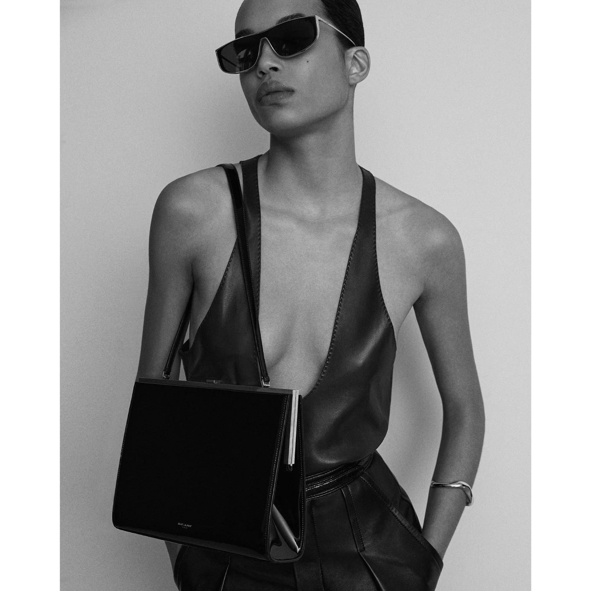L Le Anne-Marie Shoulder Bag - Nero - Image 5