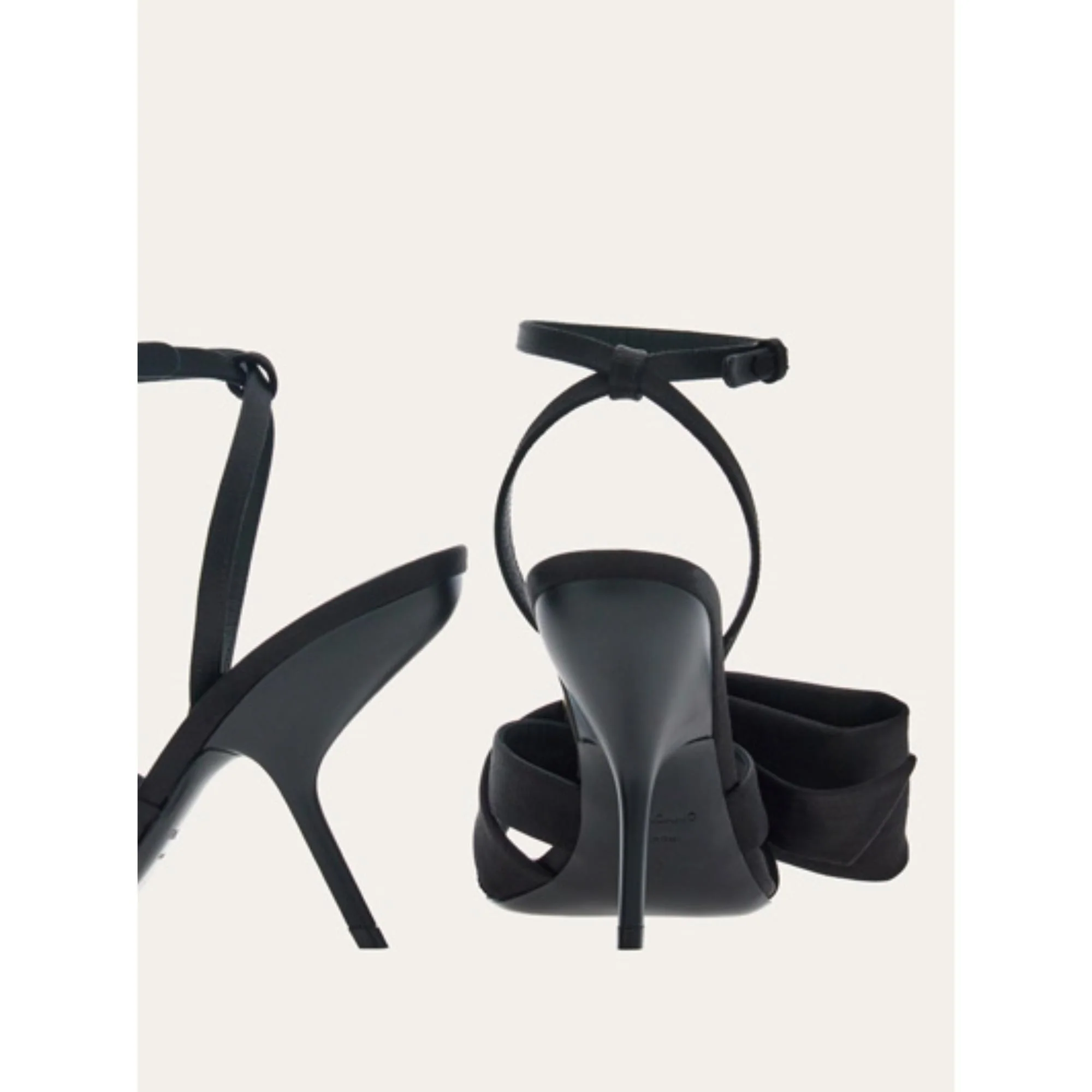 Sandals with Asymmetric Bow - Black - Image 5