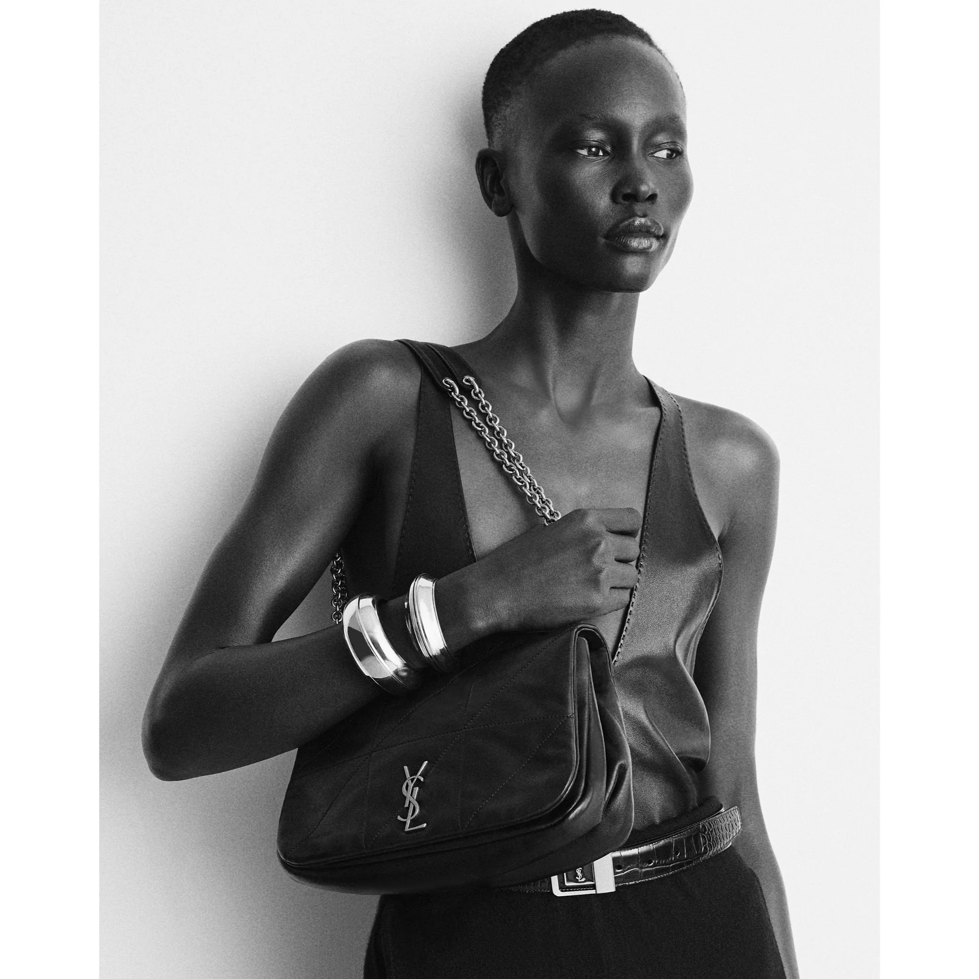 Small Jamie 4.3 Chain Bag - Crema Soft - Image 6
