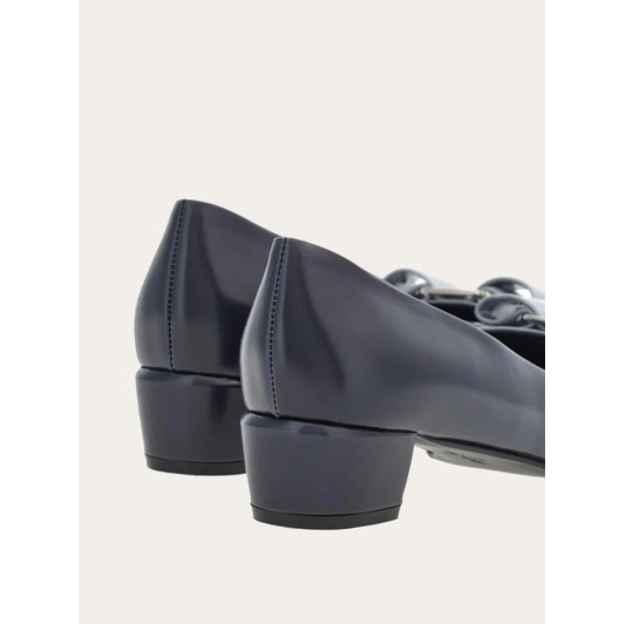 Vara Bow Bicolor Pumps Shoe - Black/White - Image 4