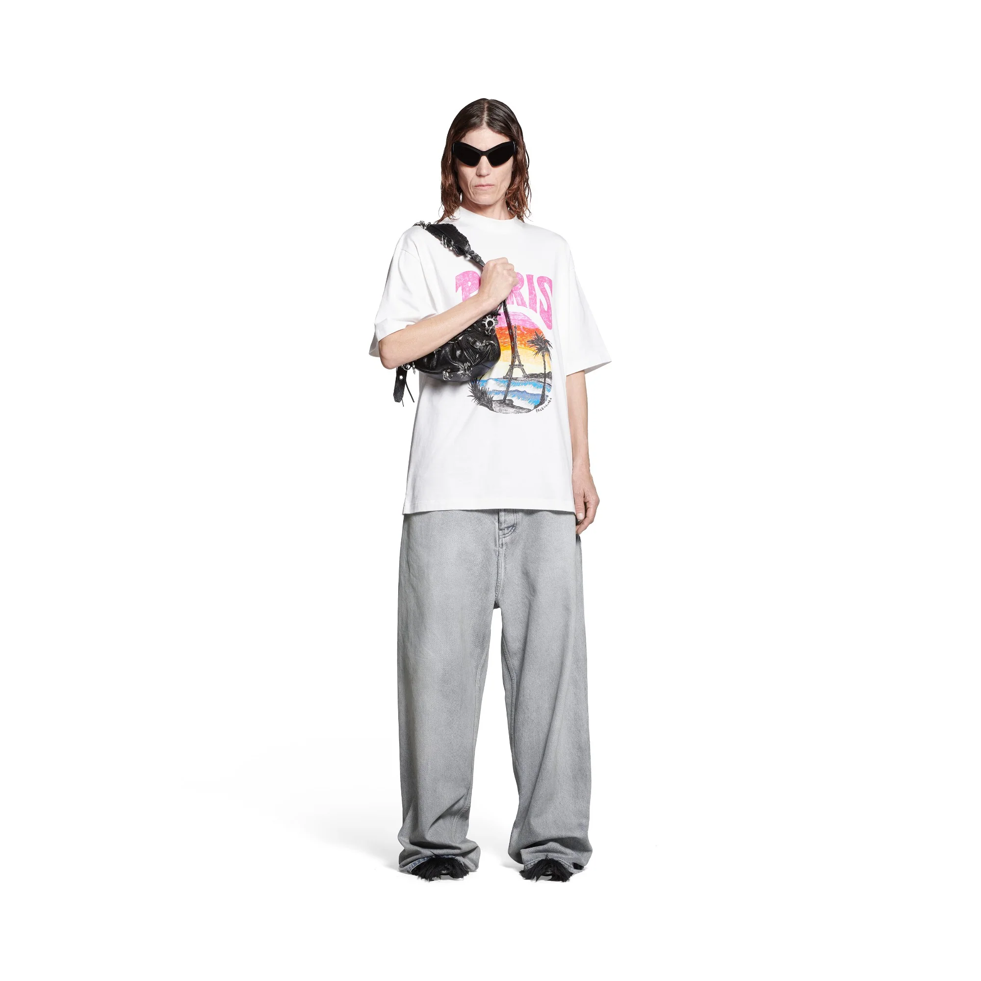 Medium Fit T-Shirt - White/Pink - Image 4