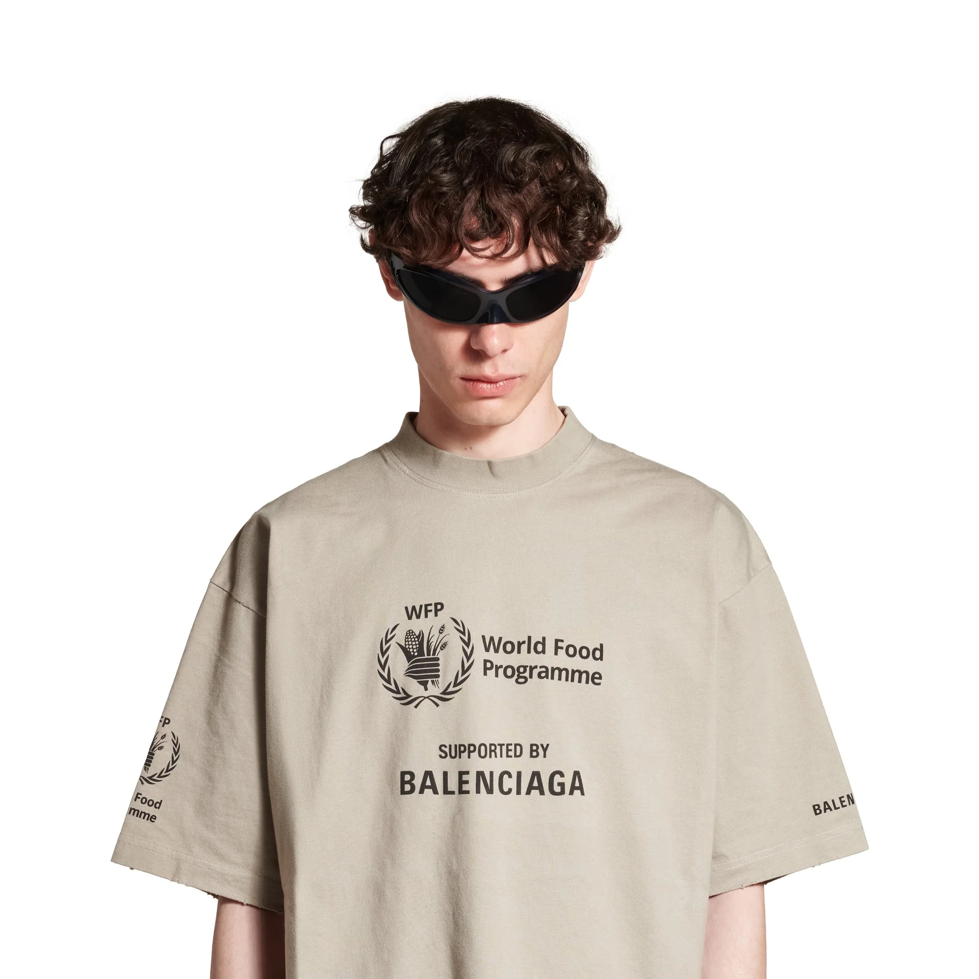 Medium Fit T-Shirt - Dust/Black - Image 6