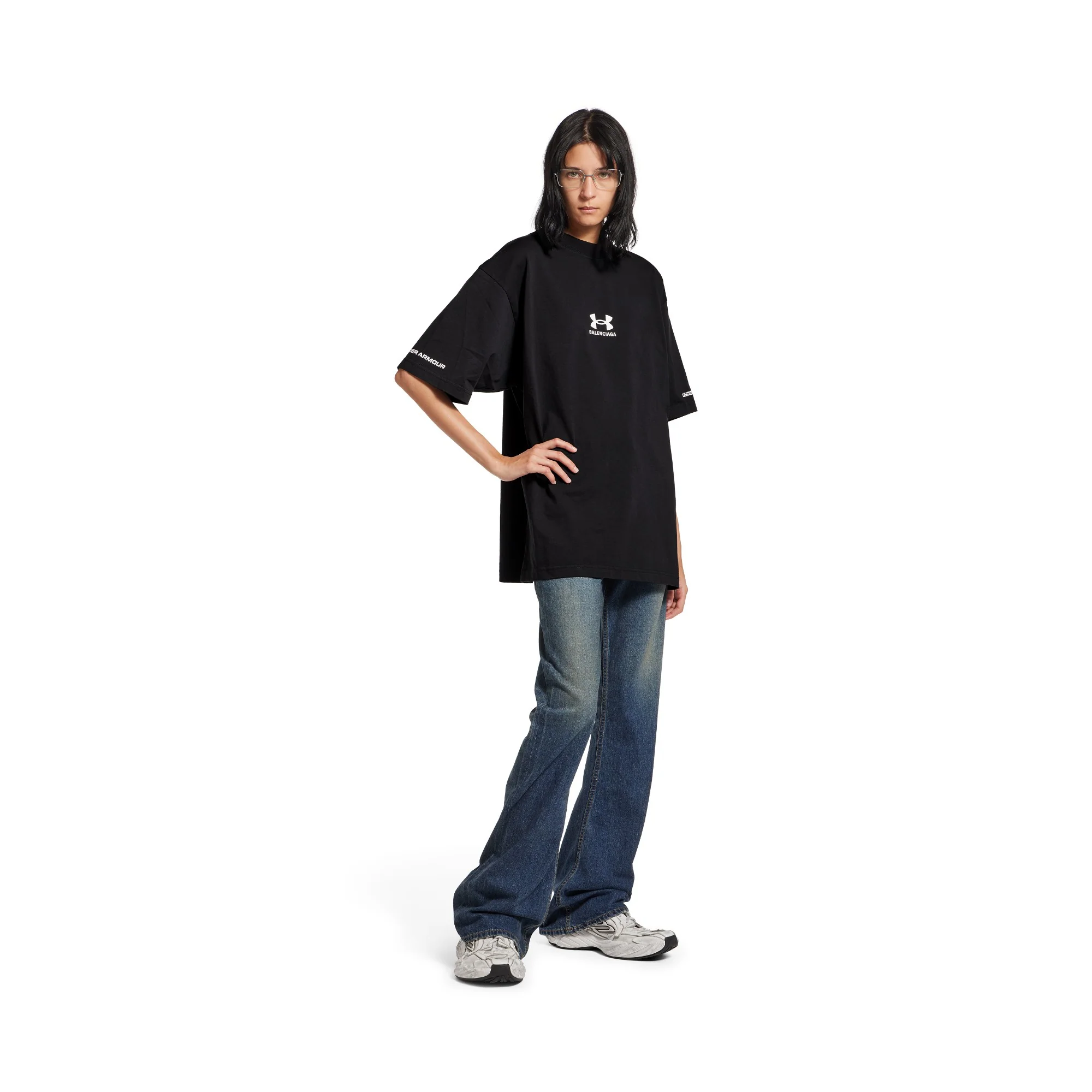 Medium Fit T-Shirt - Washed Black/White - Image 4