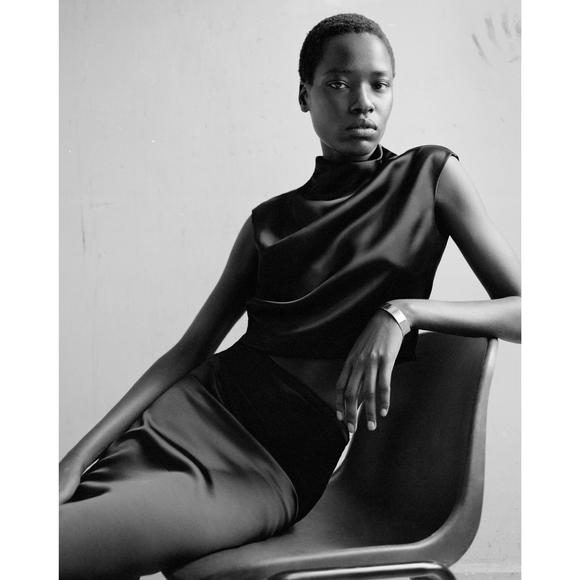 Top Satin Viscose Lisse - Noir - Image 3