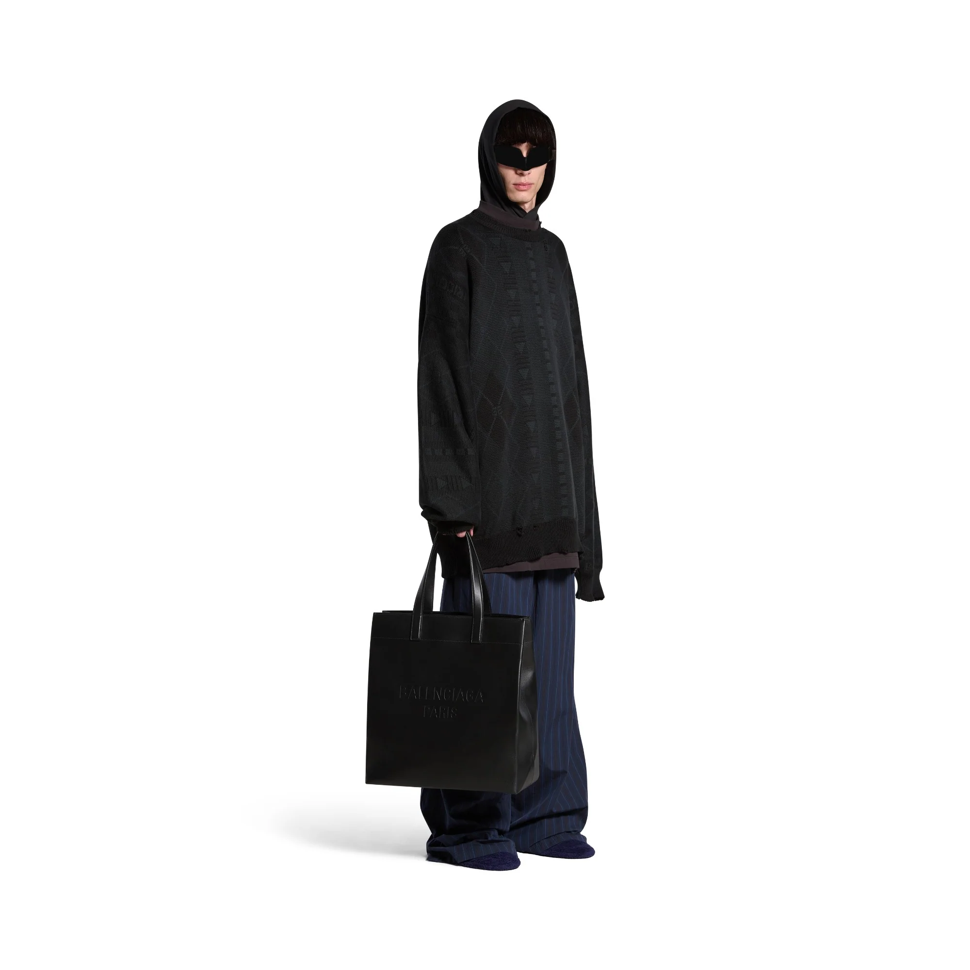 Duty Free Men Tote N/S - Black - Image 6