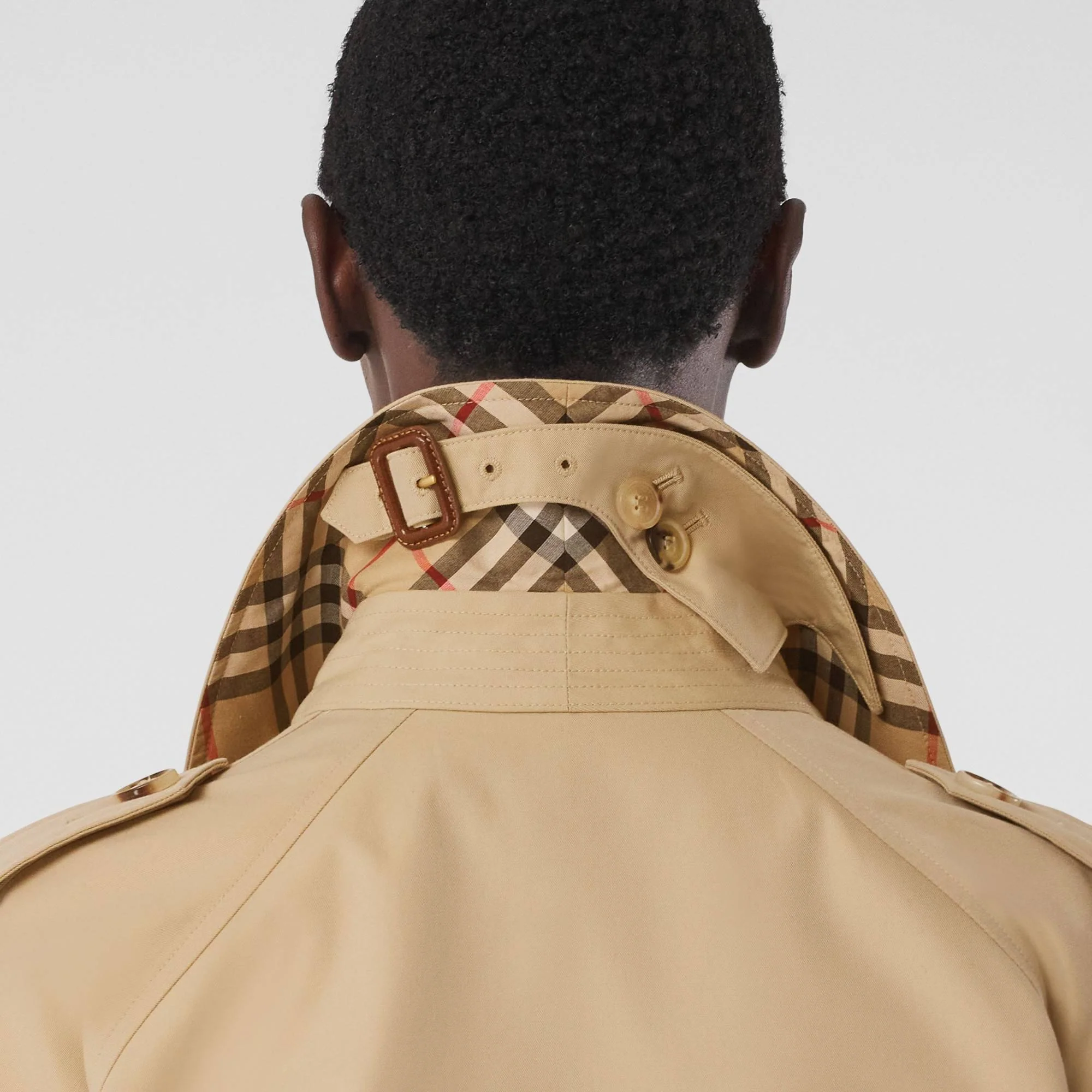 Long Waterloo Heritage Trench Coat - Honey - Image 5