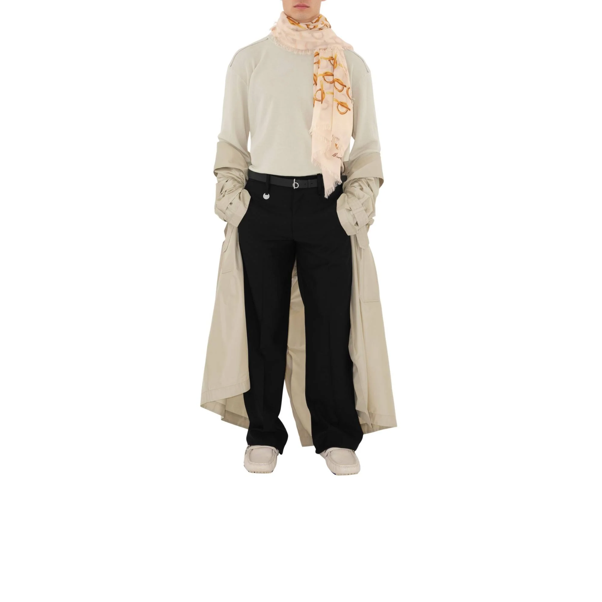 B Wool Scarf - Gold - Image 5