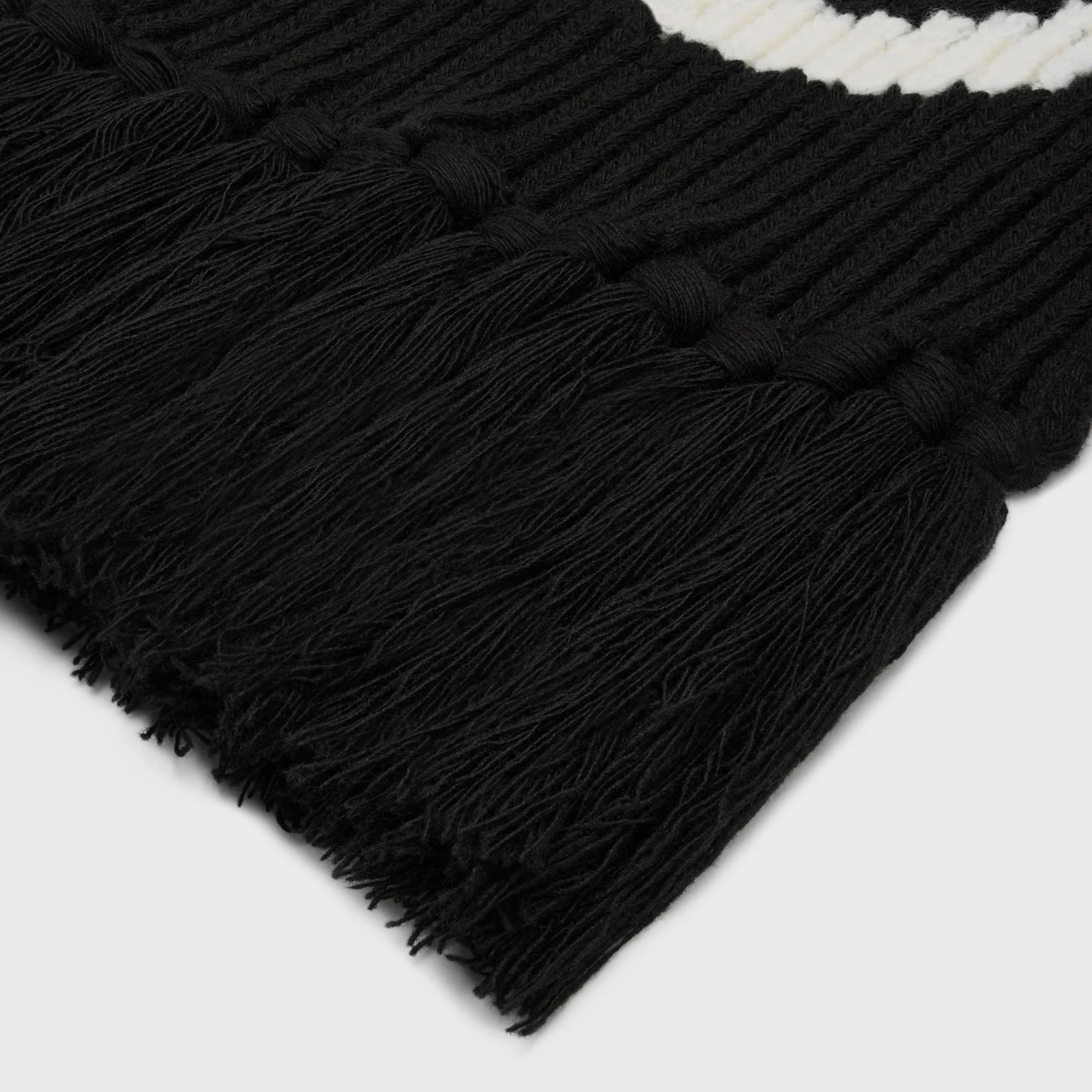 Wool Scarf Echarpe Laine - Black / Ecru - Image 3
