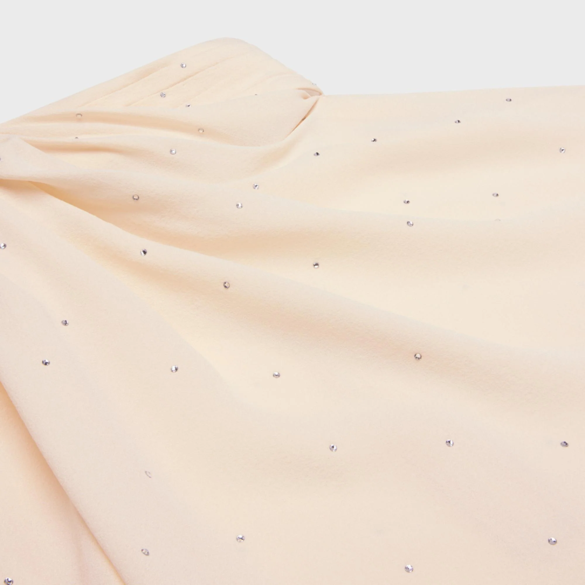 Blouse Col Drapé Côté Sable Leger Strass - Cream - Image 3