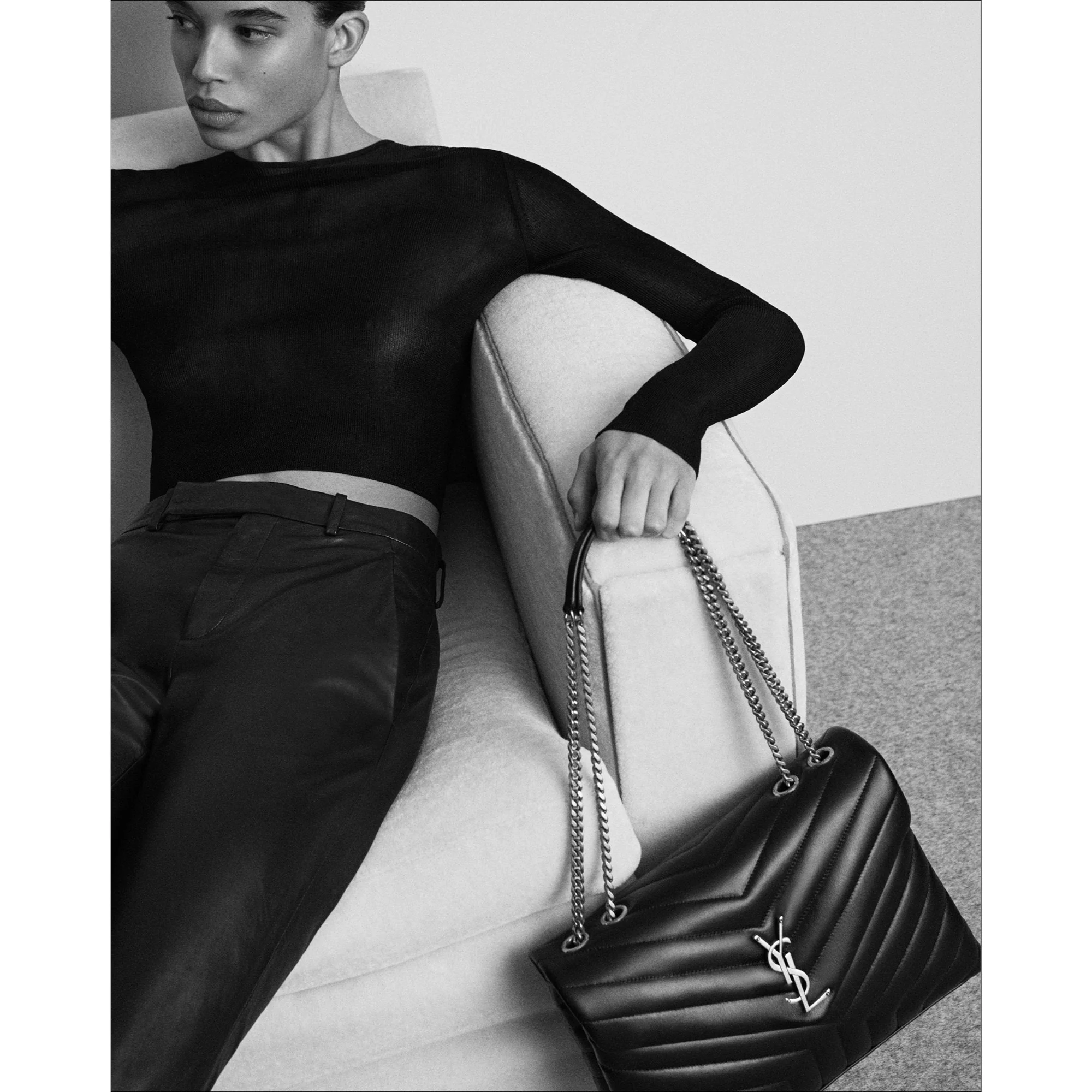 Medium Loulou Chain Bag - Nero - Image 6