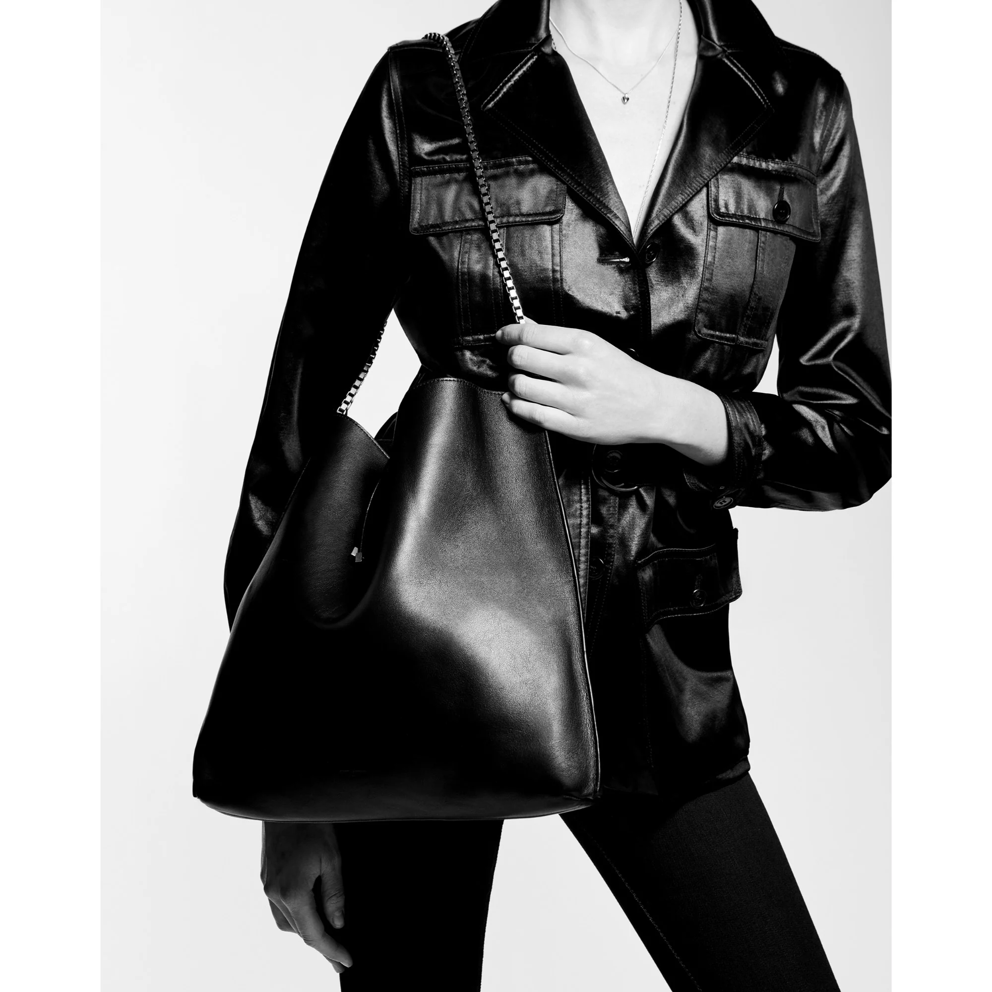 Medium Suzanne Chain Bag - Nero - Image 6